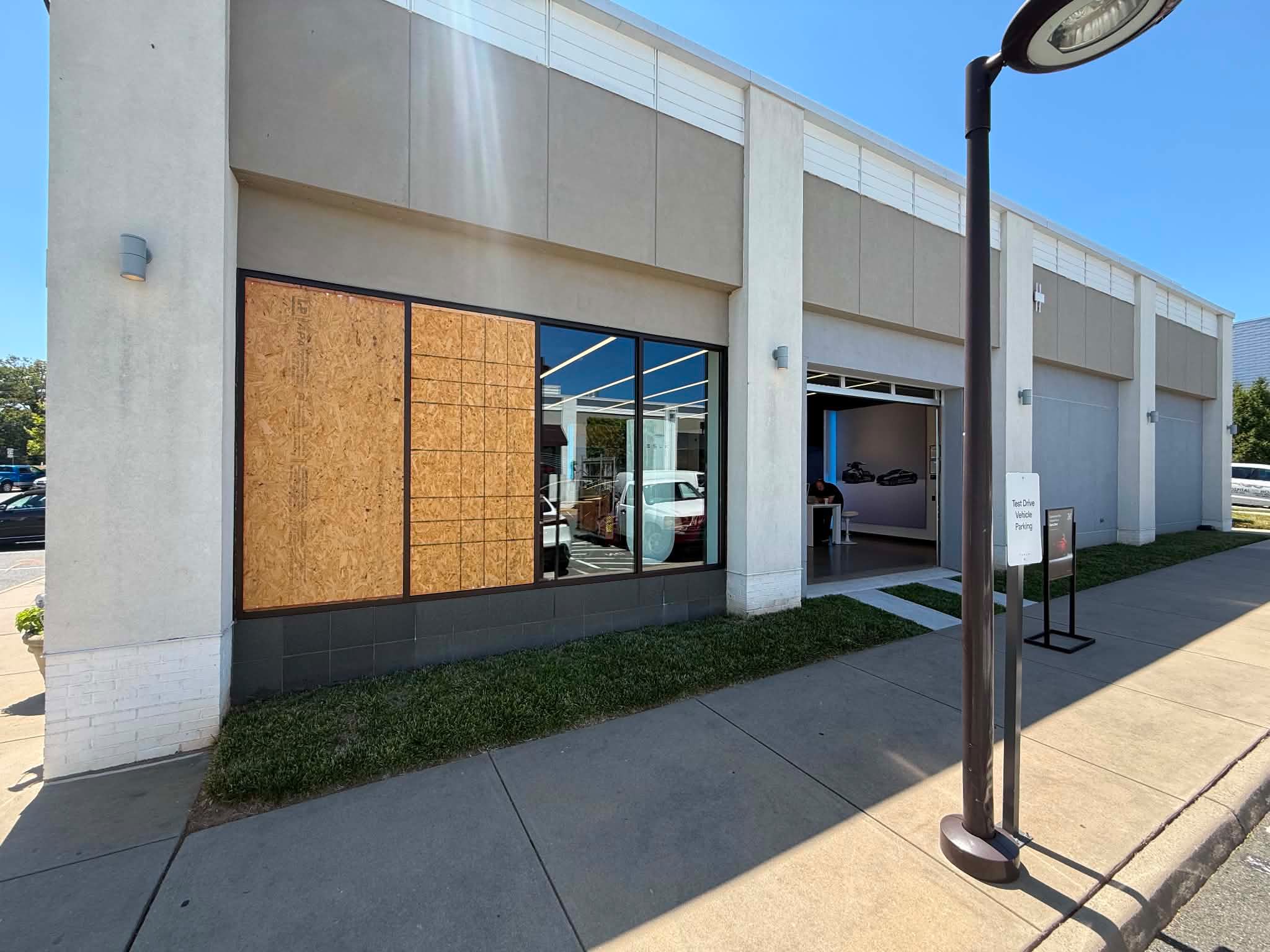 Tesla Storefront Glazing Project
